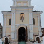 Вход в Свято-Николаевский кафедральный собор